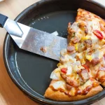 قالب پیتزا آمریکایی آلومینیومی روکش تفلون ۲۳ سانتیمتری